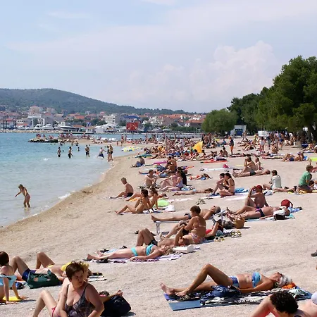 With A Parking Space - 14798