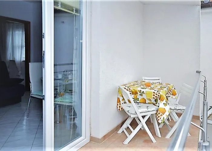 With A Parking Space - 14798 *