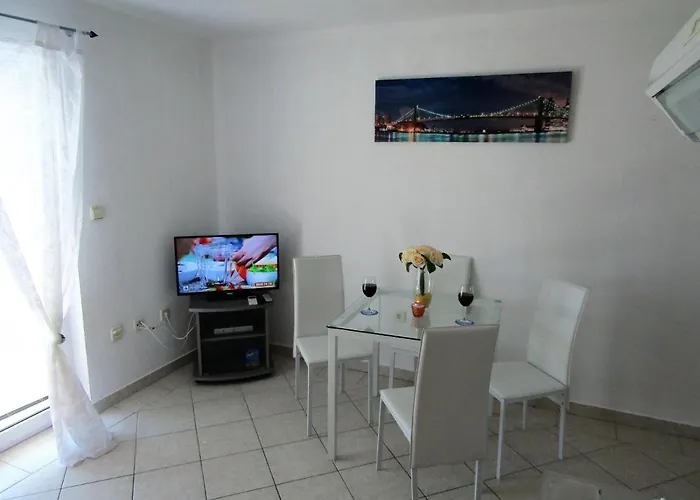 Appartement With A Parking Space - 14798